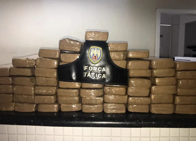 Mais de 55 kg de maconha são apreendidos em Linhares