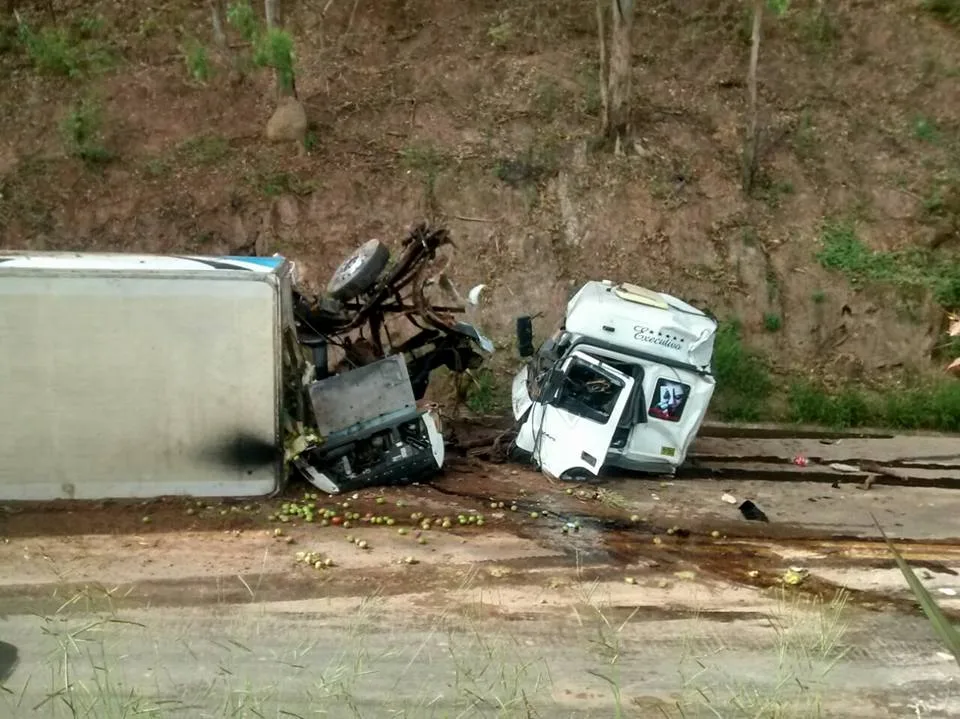 Duas pessoas ficam feridas em acidente na BR 262 em Ibatiba