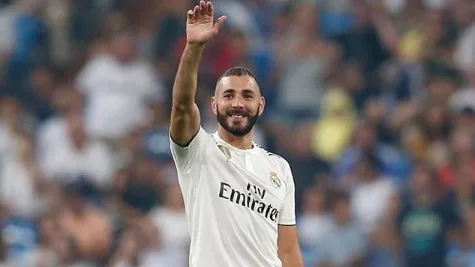 Empresário acusa Benzema de agressão e sequestro; atacante do Real se defende