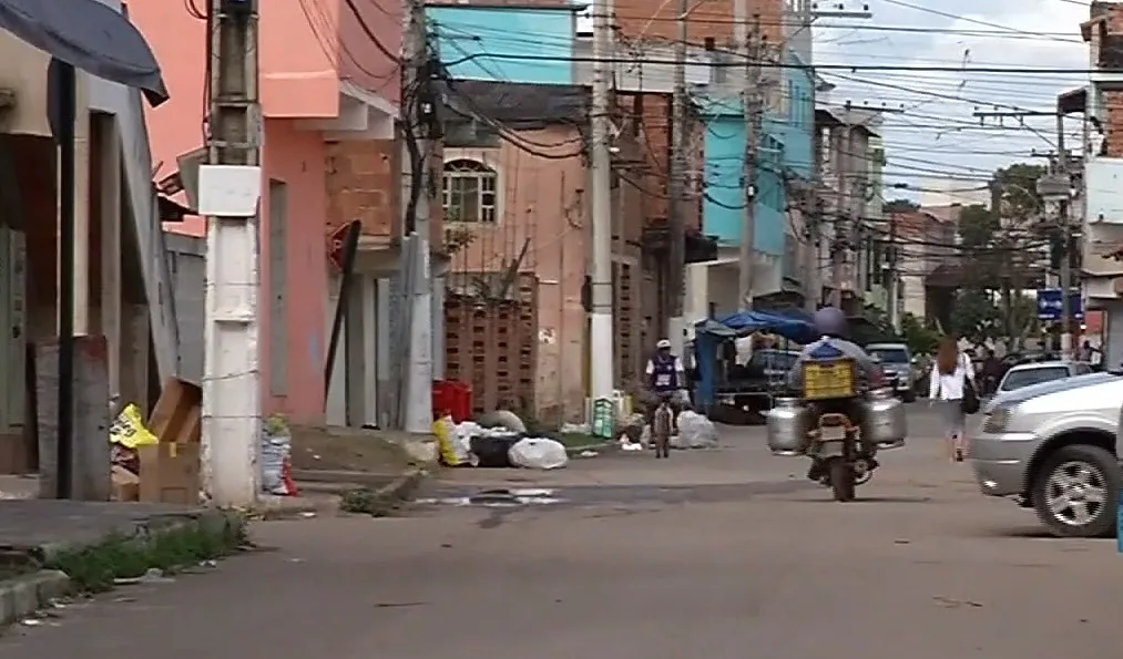 Tiroteio com metralhadora em feira livre assusta moradores de bairro em Vila Velha