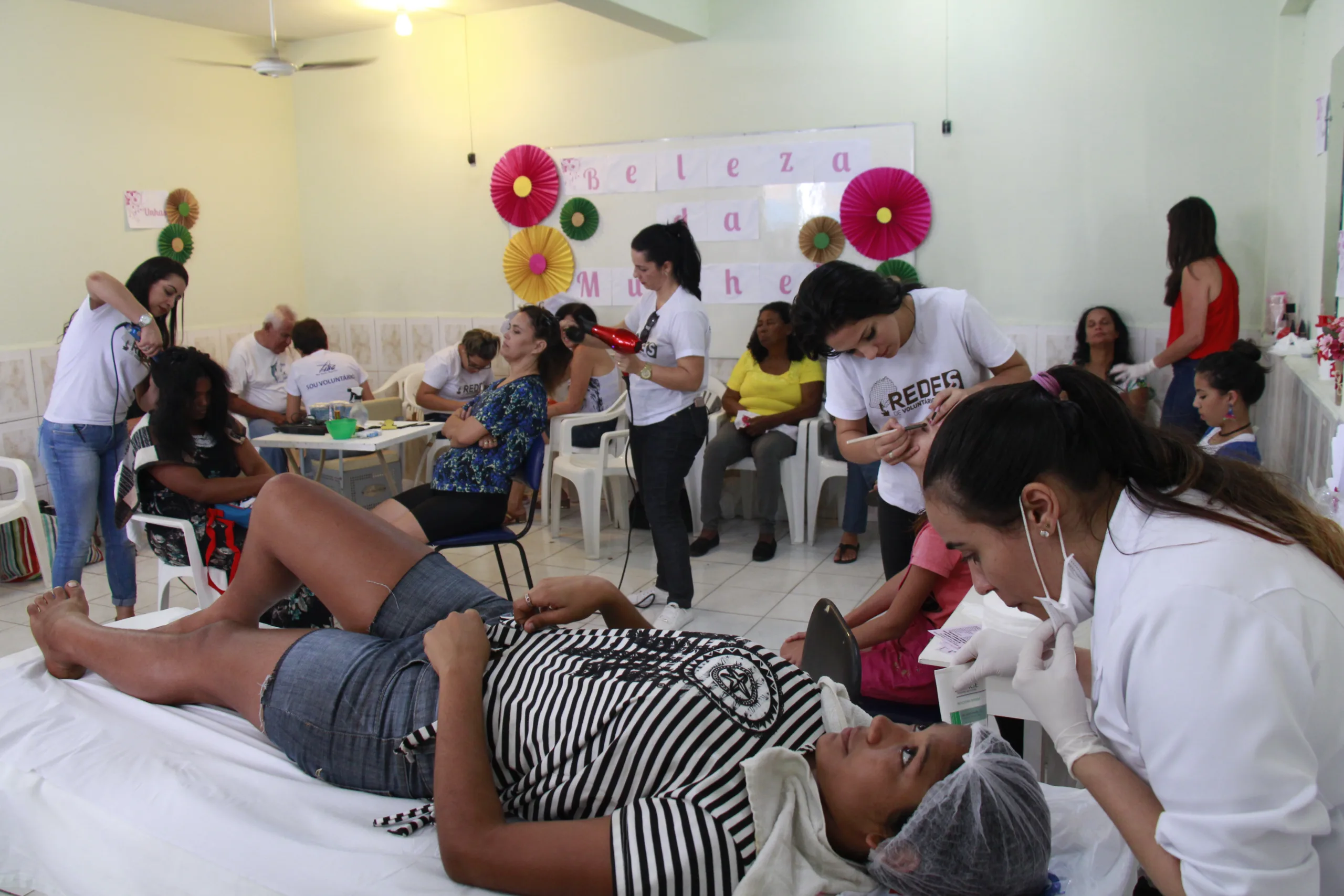 1ª Igreja Batista de Guarapari faz ação social com atendimentos médicos e voluntários