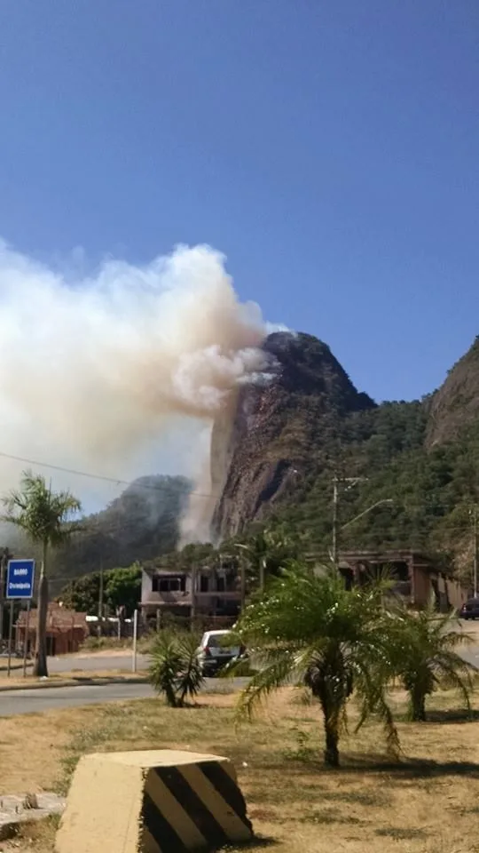 Incêndios assustam moradores da Grande Vitória