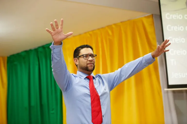 Jovem que confessou ter matado pastor em Vila Velha é liberado