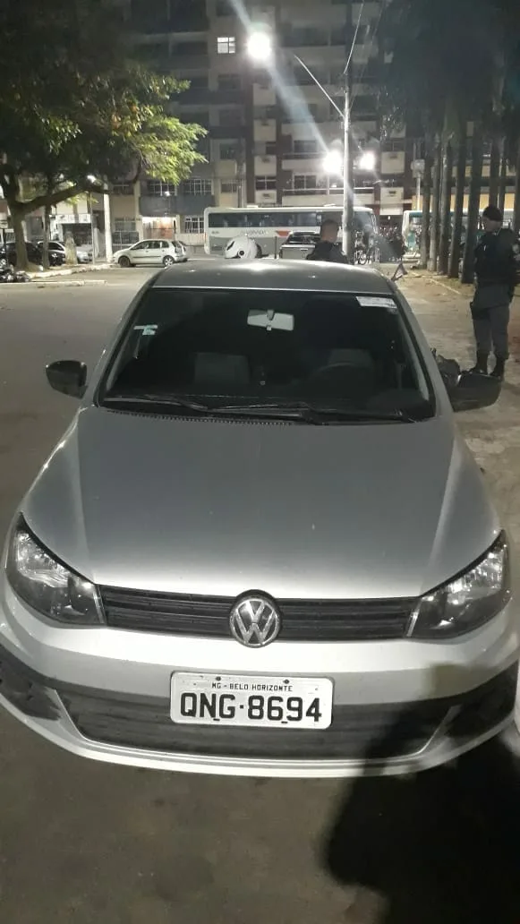 Carro roubado em Anchieta é encontrado em Guarapari