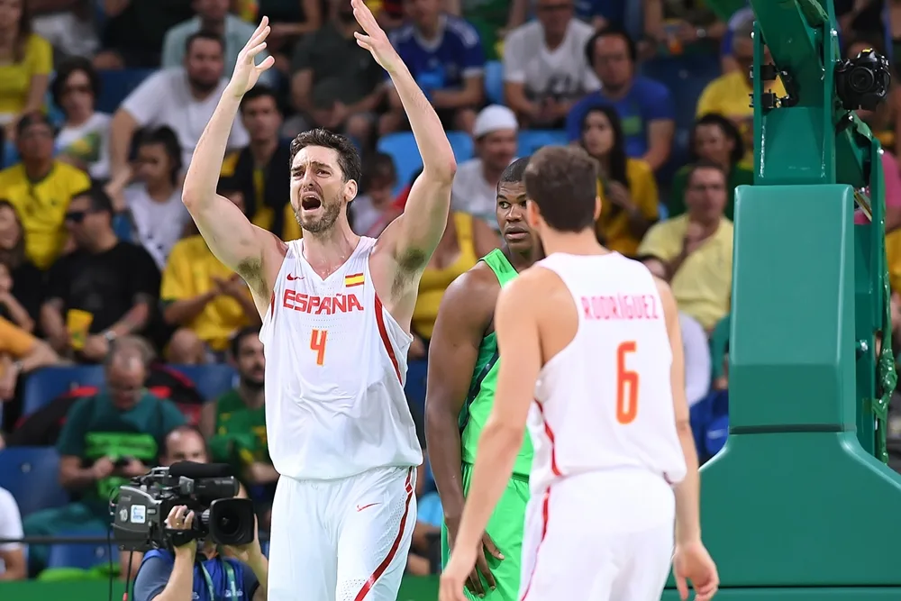 Espanha atropela a França e pode ser adversária dos EUA no basquete masculino