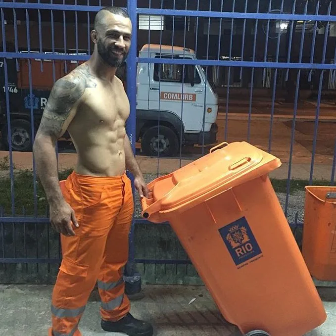 "Gari gato" leva internautas à loucura ao ter foto divulgada em rede social