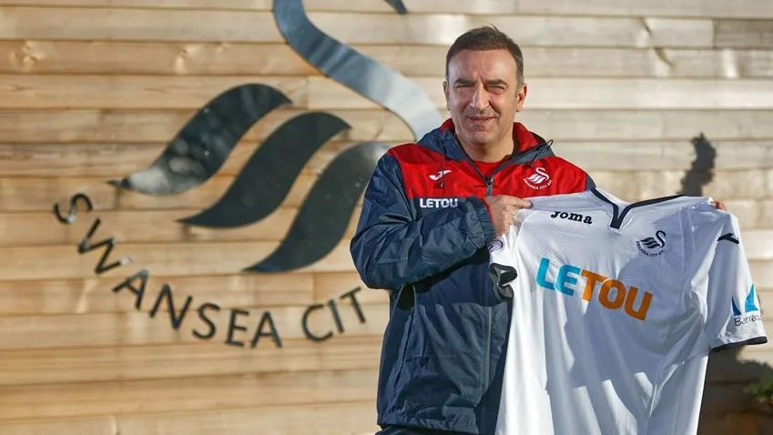 Lanterna do Inglês, Swansea anuncia contratação de técnico português