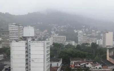 Chuva pode aparecer de forma fraca esta semana no ES. Veja a previsão!