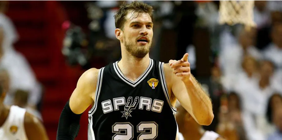 Splitter é trocado pelo Spurs e defenderá o Hawks na NBA