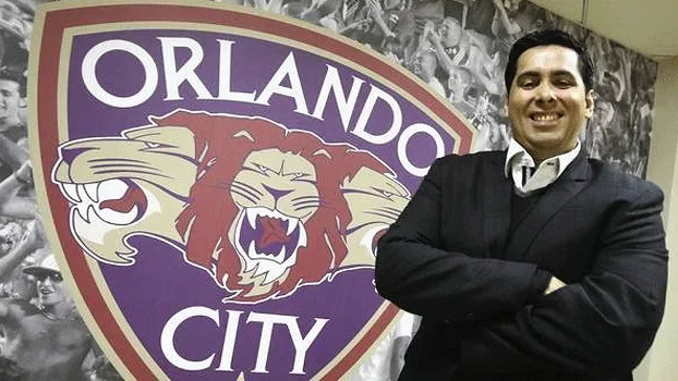 Proprietário do Orlando City critica calote do São Paulo em negociação de Kaká