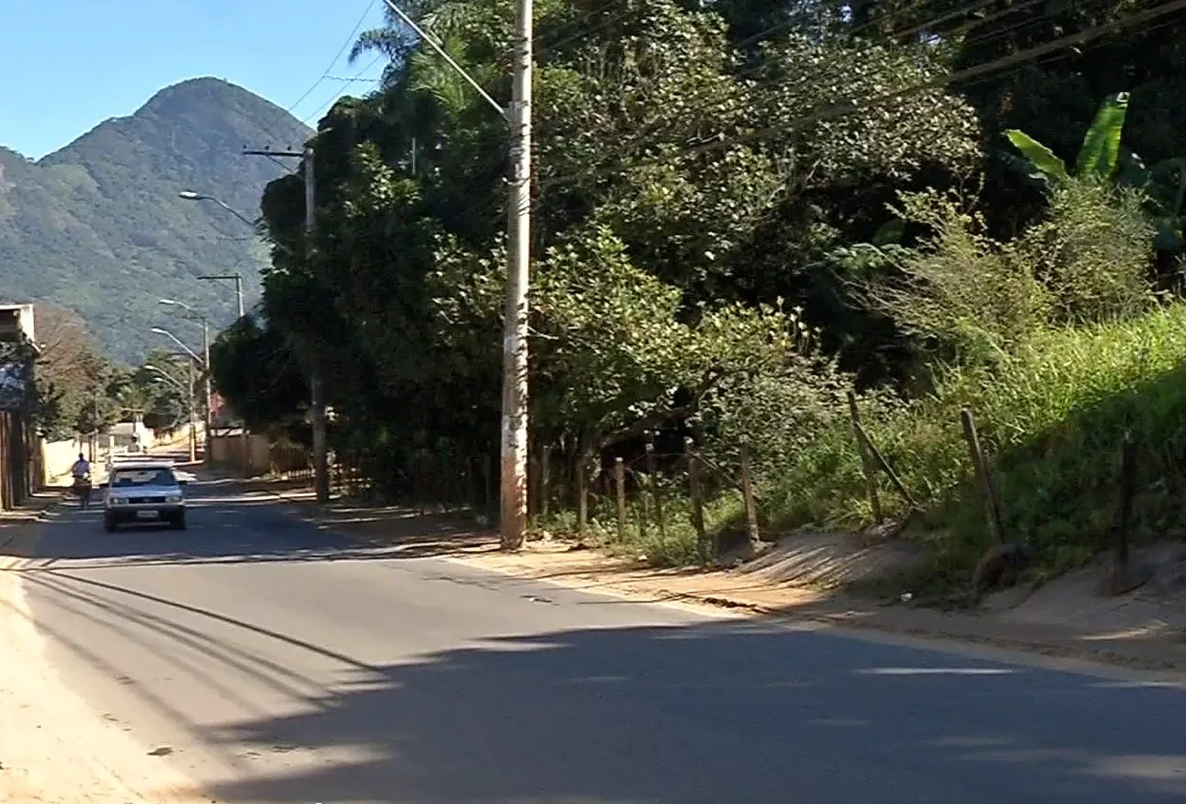 Adolescente é baleado durante assalto em Cariacica