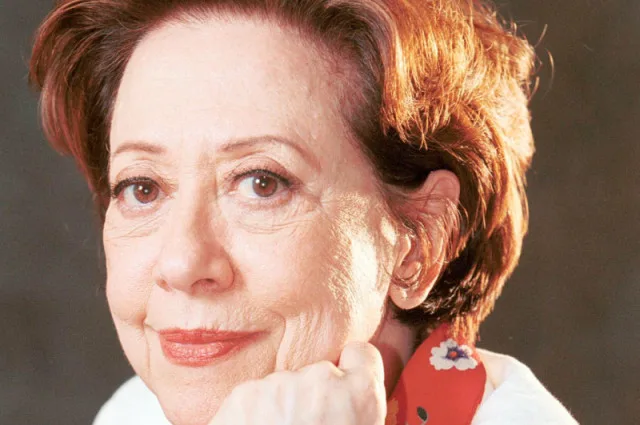 Fernanda Montenegro recusa homenagem da Mangueira