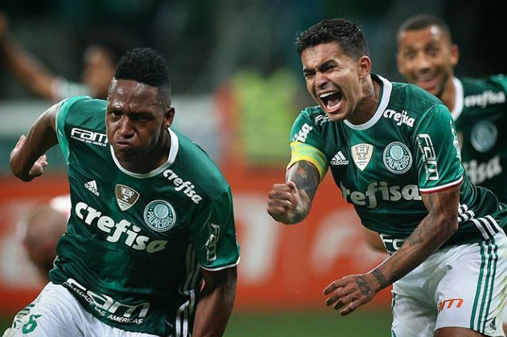 Palmeiras vence no Itaquerão, assegura liderança e deixa o Corinthians em crise