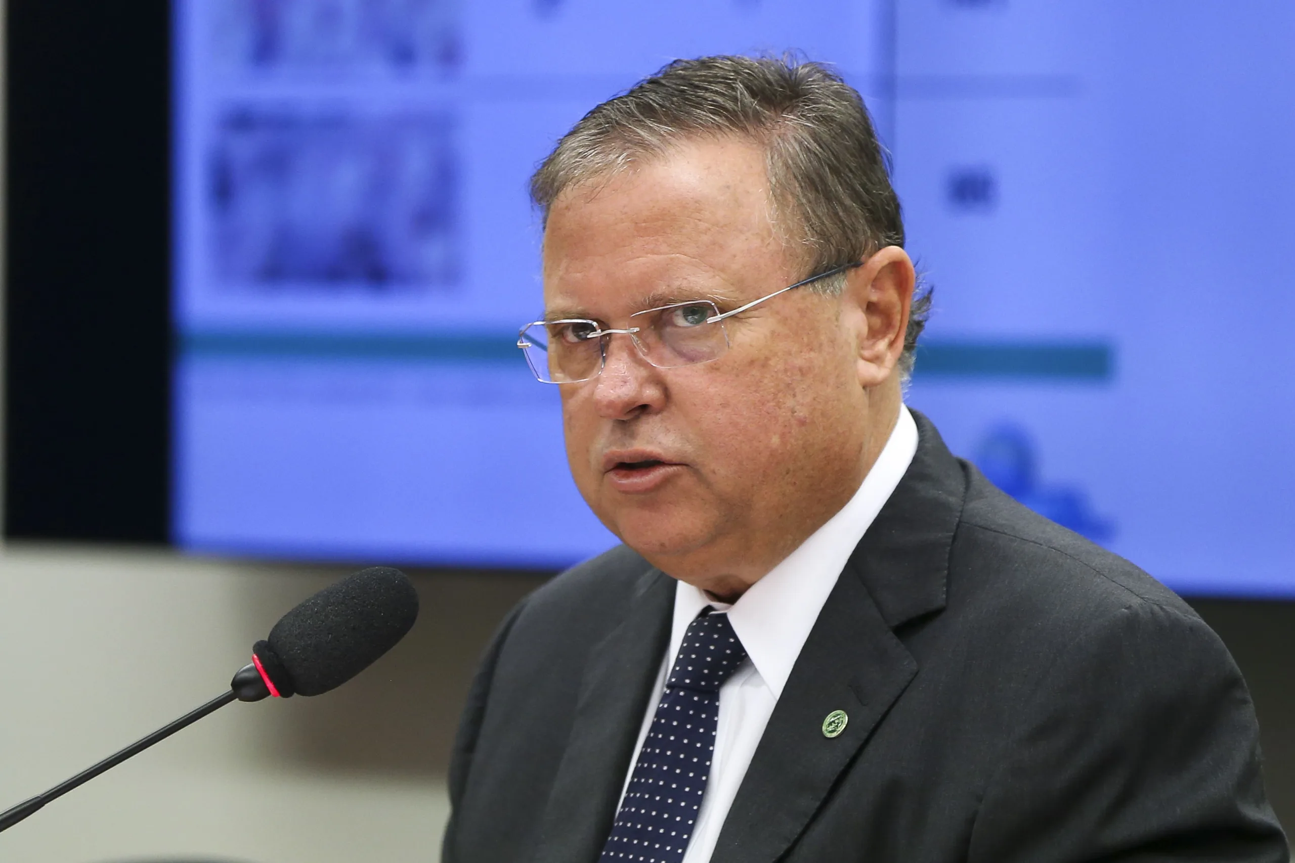 Brasília – O ministro da Agricultura, Blairo Maggi, durante audiência na Comissão de Agricultura, Pecuária, Abastecimento e Desenvolvimento Rural para debater os efeitos econômicos e sociais da Operação Carne Fraca, da Polícia Federal ( Marcelo Camargo/Agência Brasil)