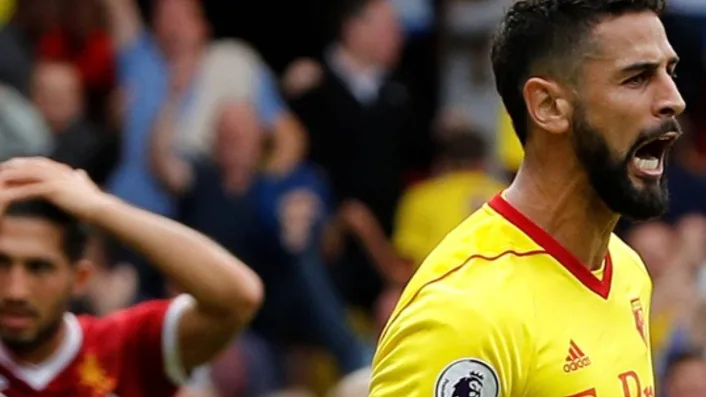 Sem Coutinho, Liverpool leva gol nos acréscimos e cede empate ao Watford