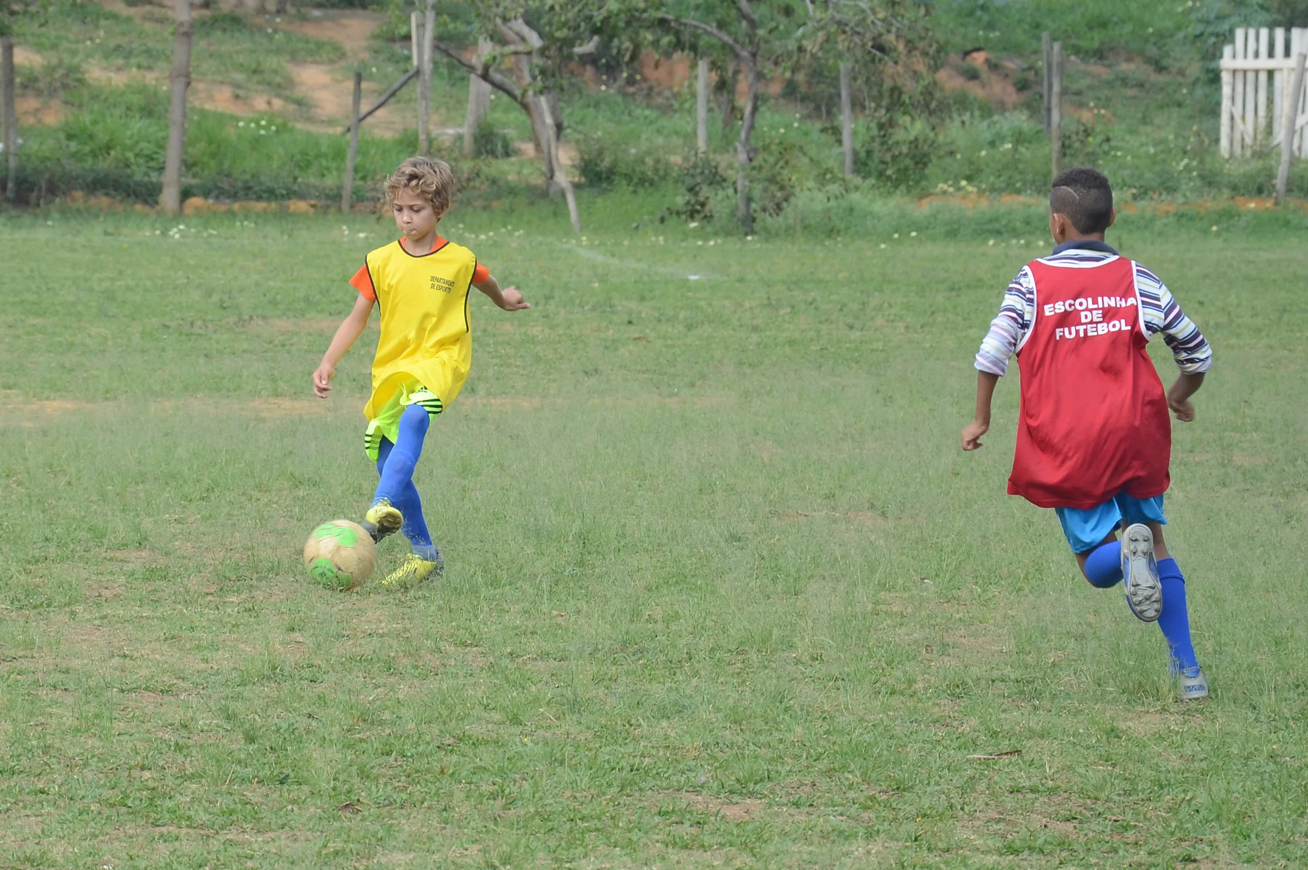 De Viana para a peneira da escolinha de futebol do Fenômeno