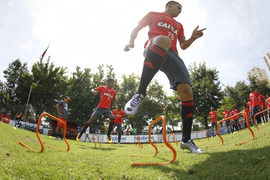 Com time praticamente reserva, Flamengo tenta manter boa fase contra Cabofriense