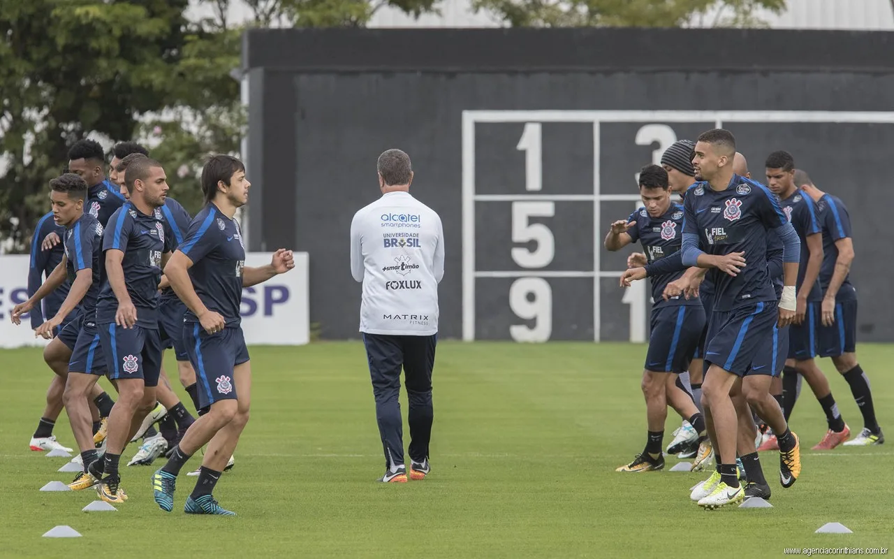 durante o treino do Corinthians esta tarde no CT Joaquim Grava, zona leste da cidade de Sao Paulo. O próximo jogo da equipe será amanha, quarta-feira, dia 30/07, contra Atletico Mineiro/MG, no Mineirao, valido pela 18a. rodada do Campeonato Brasileiro 2017. Juiz: Anderson Daronco – Sao Paulo / SP – Brasil – 01/08//2017. Foto: © […]