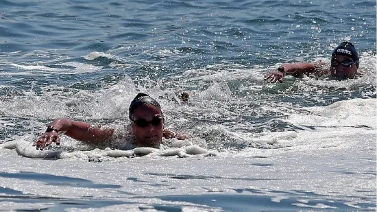 Em teste para Olimpíada de 2016, Ana Marcela Cunha é prata na maratona aquática