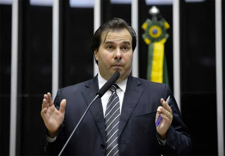 Rodrigo Maia cancela compromisso no ES após morte de Teori Zavascki