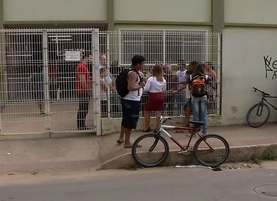 Escola fica sem aula após professor ser ameaçado por pai de aluno em Cariacica