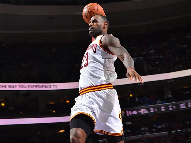 Com boa atuação e marca histórica de LeBron, Cavaliers bate 76ers na NBA