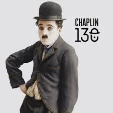 Nos 130 anos de nascimento de Charles Chaplin, Carlitos é sua maior invenção