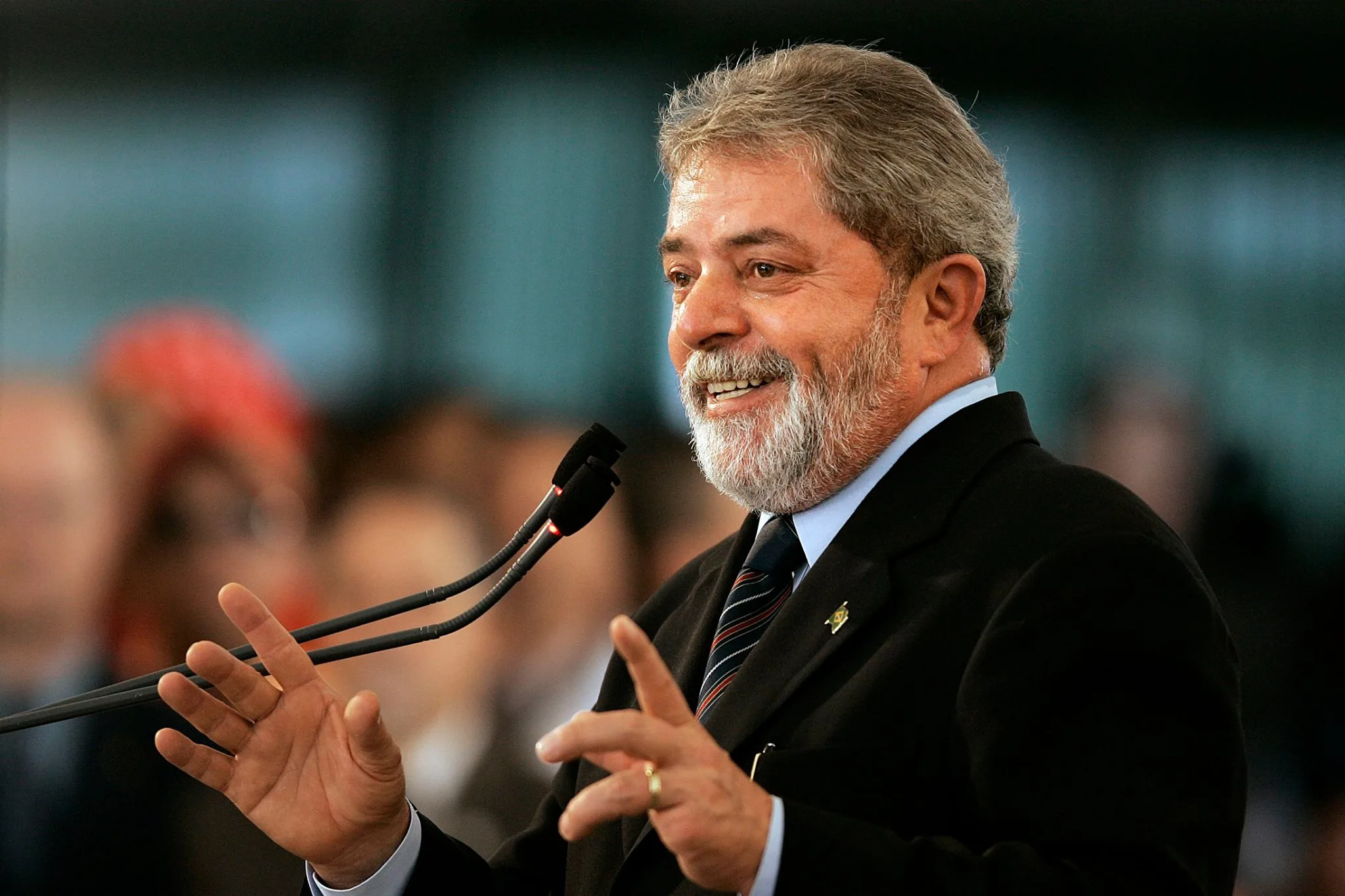 Promotoria denuncia Lula no caso do tríplex