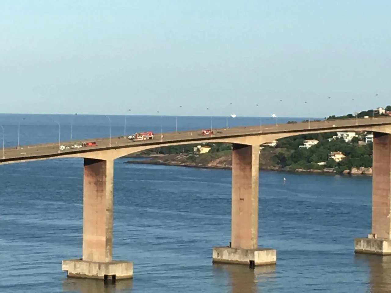 Terceira Ponte é interditada para operação de resgate do Corpo de Bombeiros