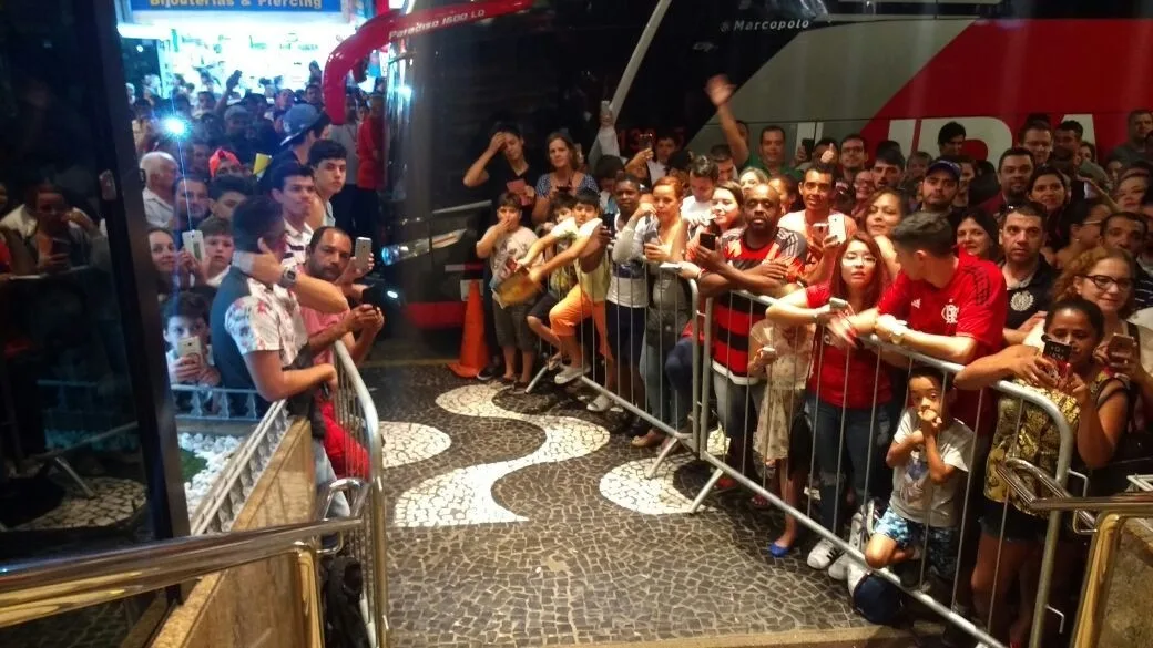 Delegação do Flamengo chega ao ES nesta terça-feira para jogo em Cariacica. Veja a programação!