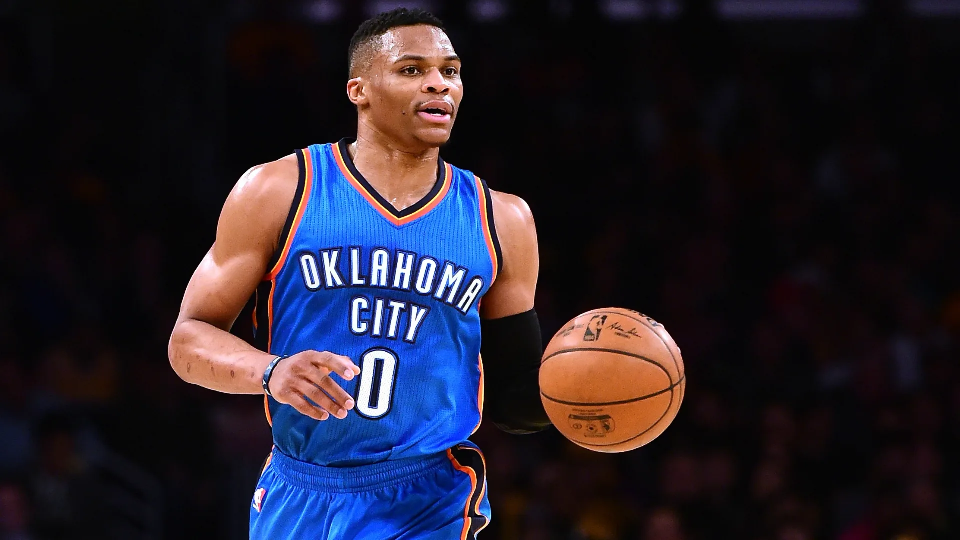 Russell Westbrook quebra recorda na NBA em atuação memorável