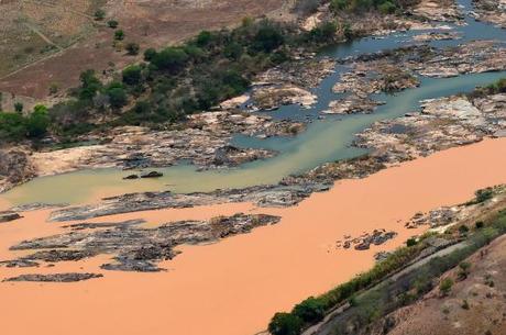 PF indicia oito pessoas e três empresas por crimes ambientais na tragédia em Mariana