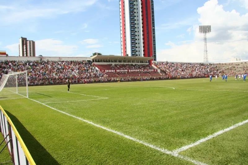 Juiz proíbe presença de menores de idade em jogos no estádio do Mogi Mirim