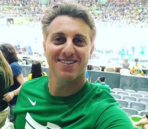 Luciano Huck é vítima de fatura de cartão falsa divulgada na web