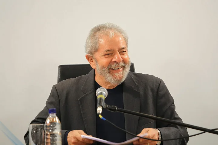 "Eu tinha a chave do sítio", diz ex-presidente Lula à PF