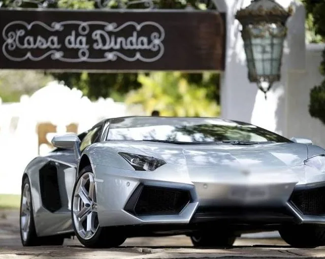 De carro popular à Lamborghini: trabalhador levaria 130 anos para adquirir carro de luxo