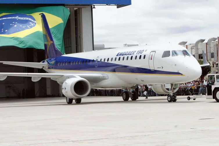 Com pandemia, Embraer registra prejuízo de R$ 2,4 bilhões em 2020