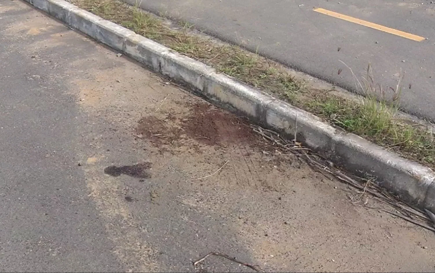 Colombiano é baleado na cabeça, tórax e mão após assalto em estrada na Serra