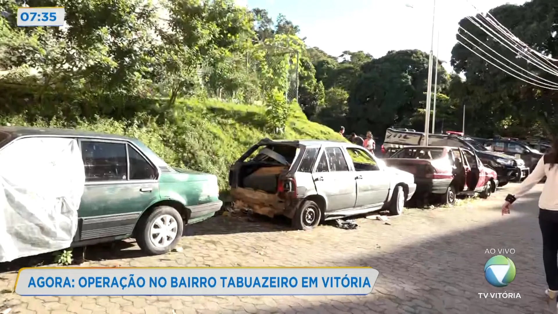 Polícia faz operação no Morro do Macaco em Vitória