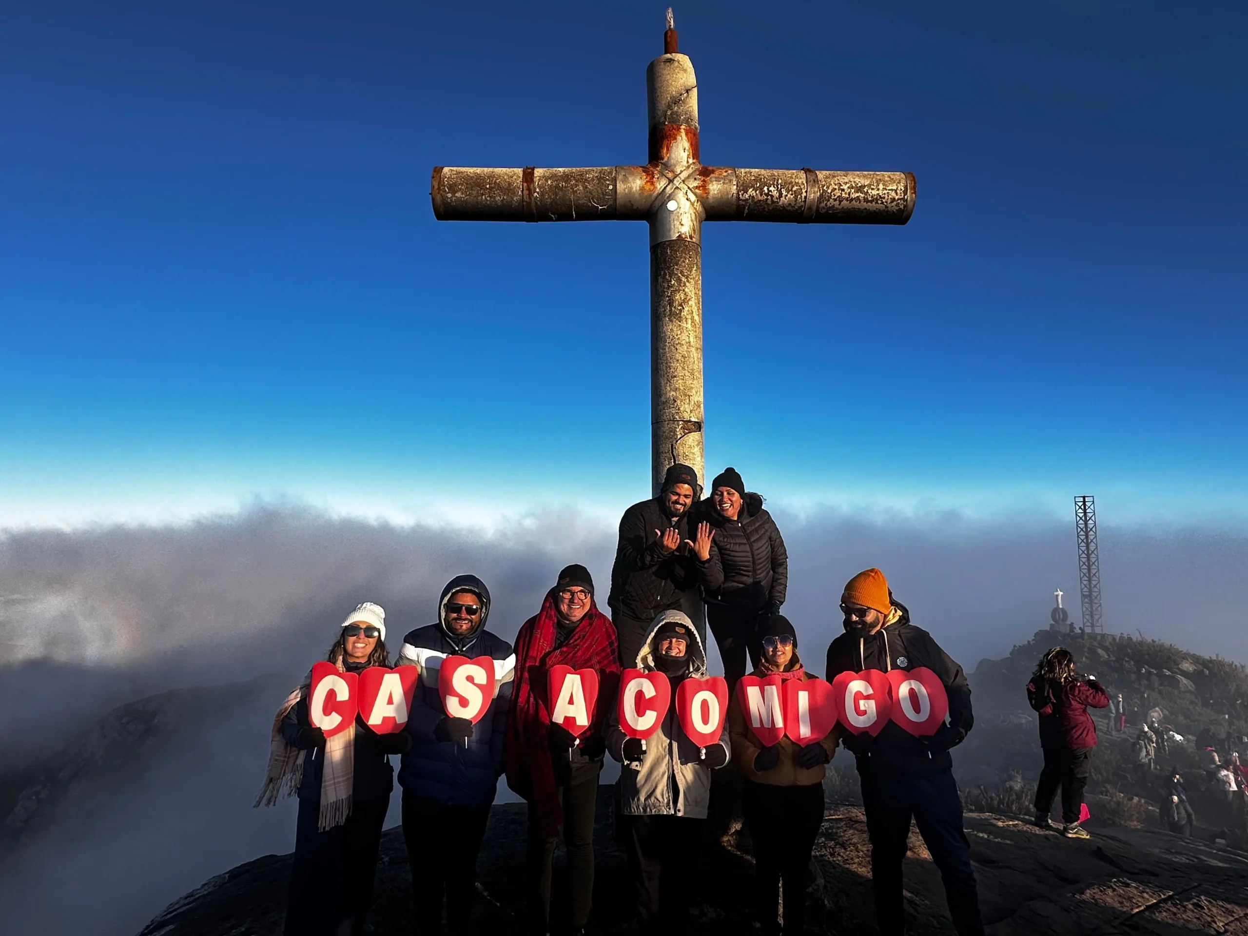 VÍDEO | Capixaba pede namorada em casamento no Pico da Bandeira