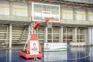 Anderson Varejão visita as crianças do seu projeto social voltado para o Basquete e Cidadania em Vitória/ES.