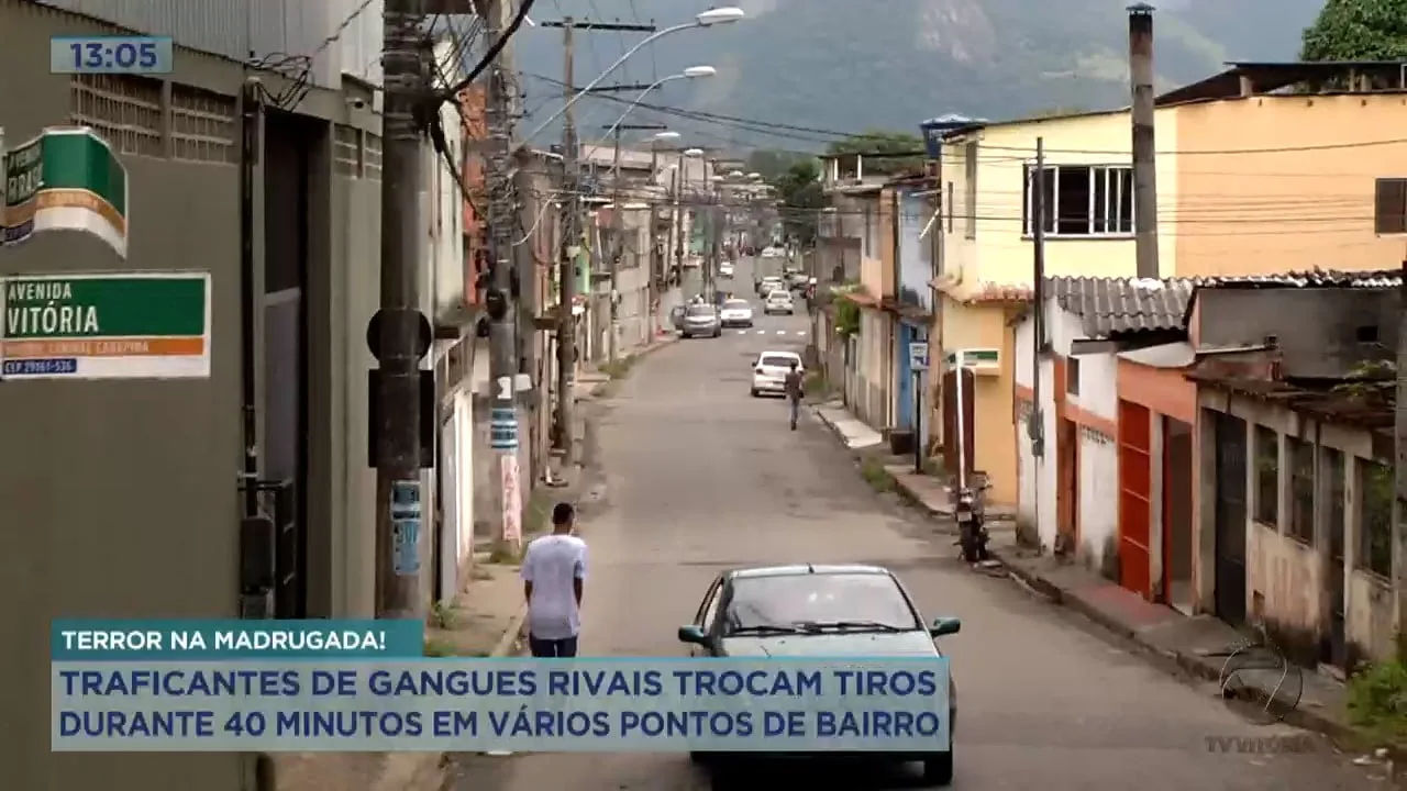 Traficantes de gangues rivais trocam tiros durante 40 minutos em Central Carapina