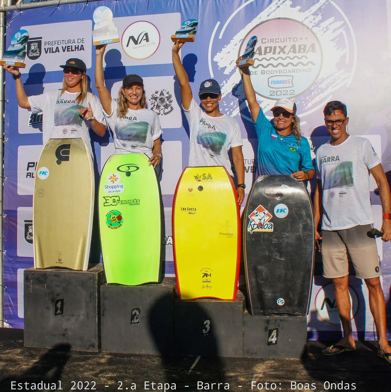 Circuito Capixaba de Bodyboarding tem aluna superando a mestre e altas ondas na praia do Barrão