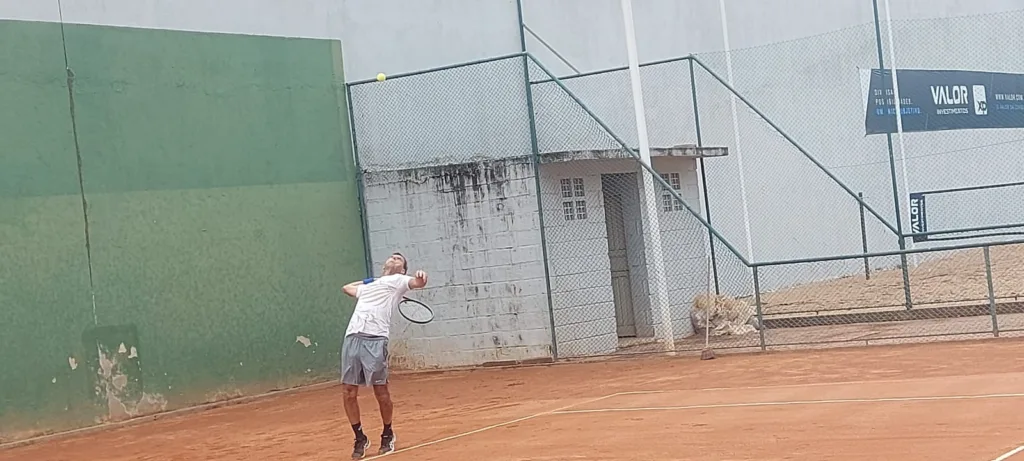 Circuito Rede Vitória de Tênis conhece os classificados em quatro classes
