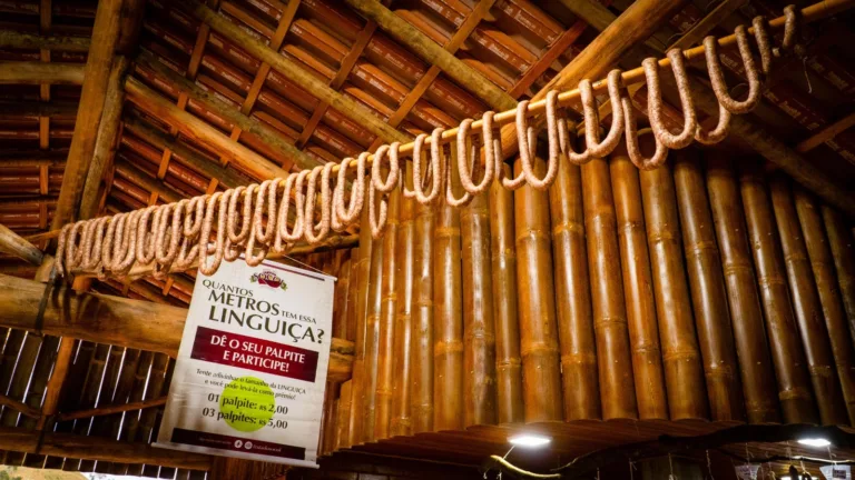 Festa do Socol terá linguiça gigante e shows nas Montanhas Capixabas. Veja a programação