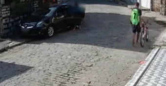 Mulher é assaltada na frente de casa em Vila Velha