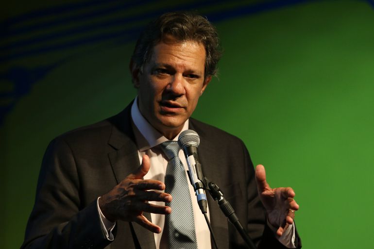 O ministro indicado para a Fazenda, Fernando Haddad, durante coletiva no CCBB