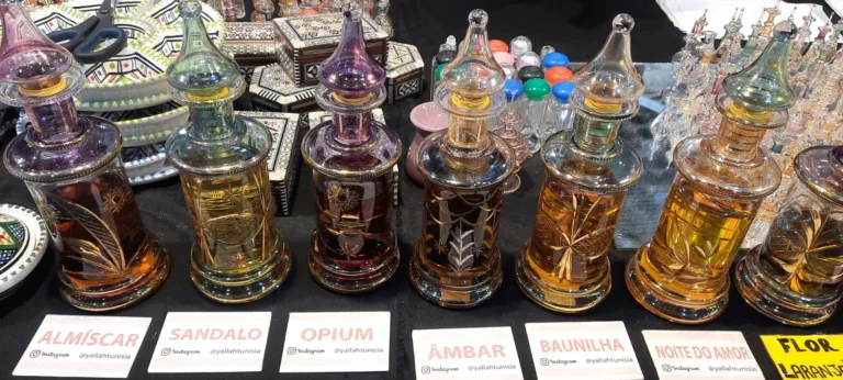 Com mais de dez países participantes, feira internacional de artesanato chega a Vitória