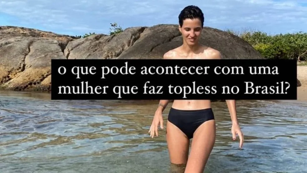 Após topless em praia de Vila Velha, ex-namorada de Camila Pitanga é levada para delegacia