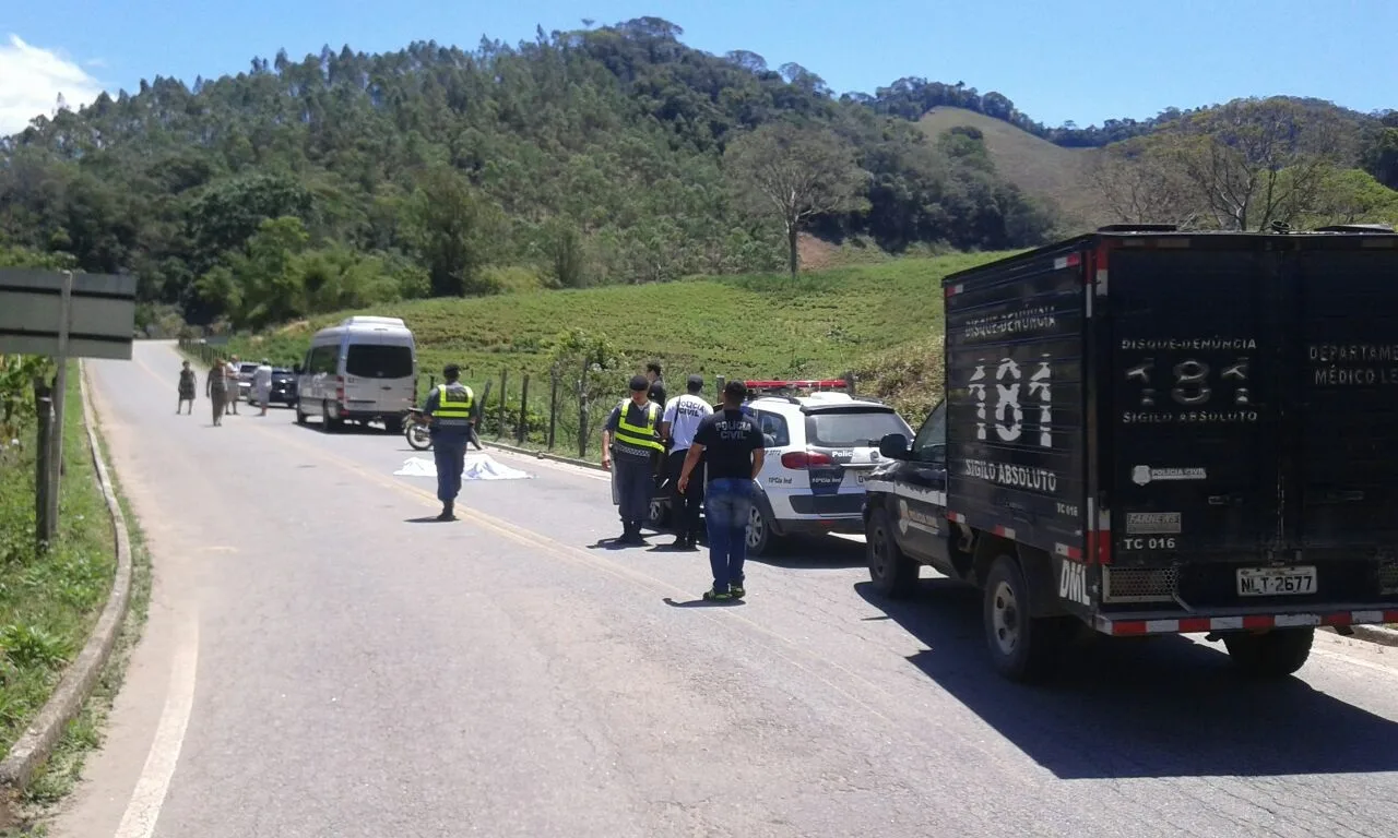 Motociclista morre após colidir com van durante ultrapassagem em Alfredo Chaves